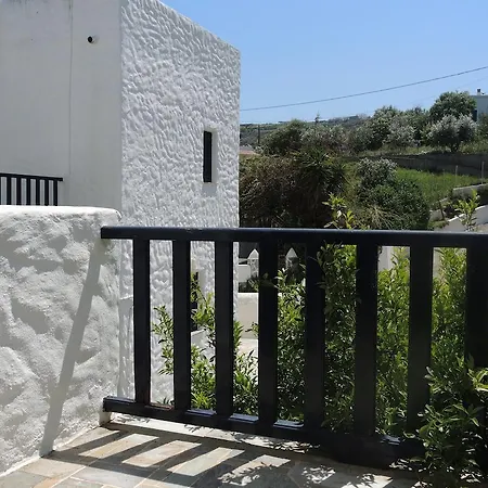 Utopia Hotel Apartments Agia Marina  Exterior foto